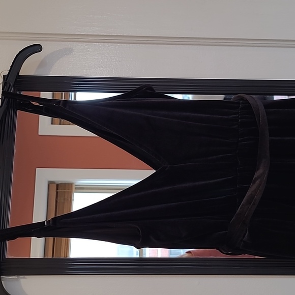 H&M Black Velvet Jumpsuit | Size 10 - Picture 7 of 9